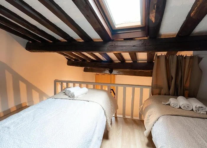 Apartment Trastevere Four Seasons Trilussa 2 Rom